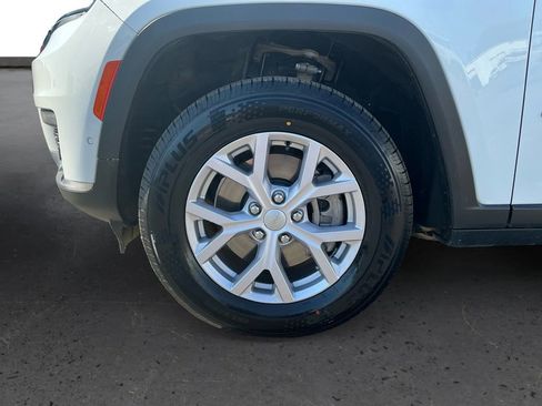 Used 2022 Jeep Grand Cherokee L Limited w/ Luxury Tech Group II RWD image 13