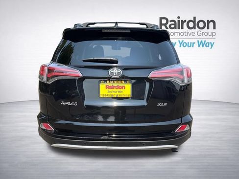 Used 2016 Toyota RAV4 XLE w/ Convenience Package FWD image 6