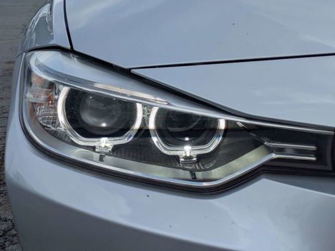 Used 2014 BMW 335i Sedan RWD image 10