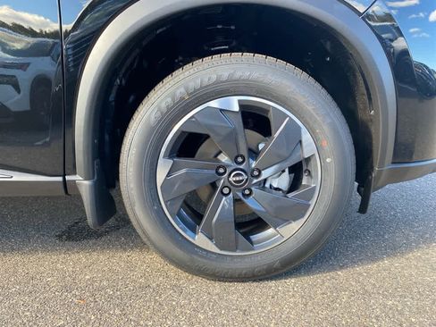 New 2026 Nissan Rogue SV image 28