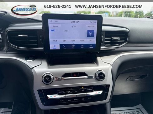 Used 2022 Ford Explorer XLT w/ Equipment Group 202A AWD/4WD image 22