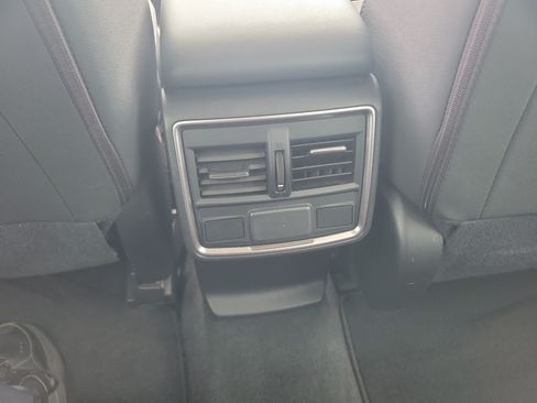 Used 2020 Subaru Forester Premium w/ Popular Package #1 AWD/4WD image 15