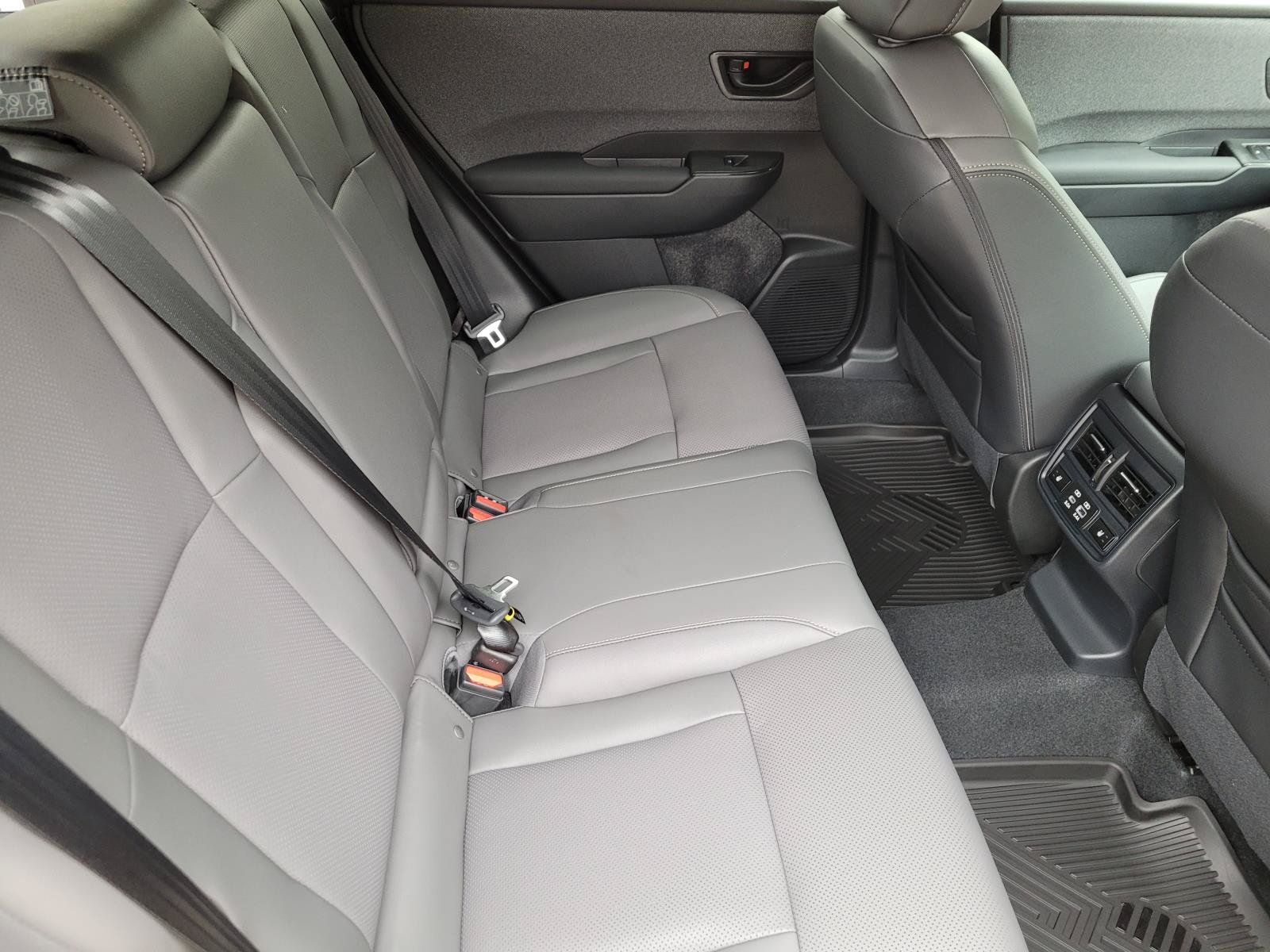New 2026 Subaru Outback Limited AWD/4WD image 12