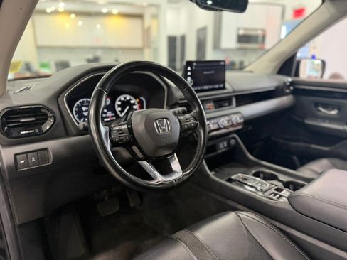 Used 2024 Honda Pilot EX-L image 9