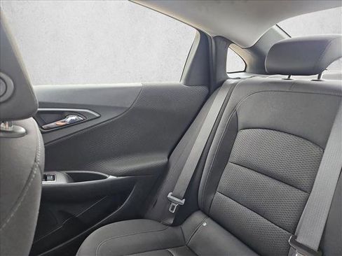 Used 2024 Chevrolet Malibu LT FWD image 4