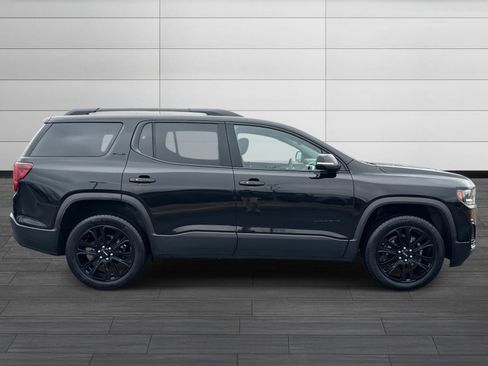 Used 2023 GMC Acadia SLE w/ Driver Convenience Package FWD image 3