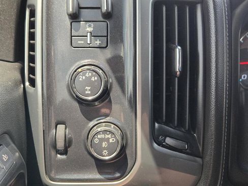 Used 2015 Chevrolet Silverado 2500 LTZ w/ LTZ Plus Package AWD/4WD image 21