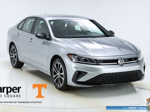 Used 2025 Volkswagen Jetta Sport FWD image 15