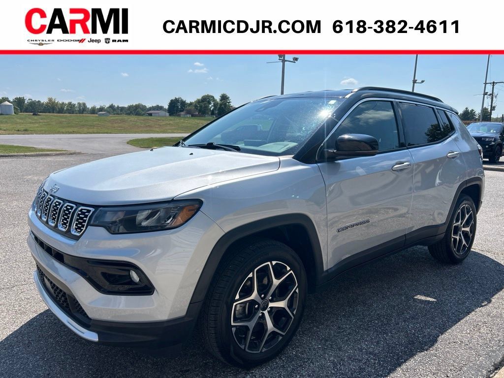 Used 2025 Jeep Compass Limited AWD/4WD image 3