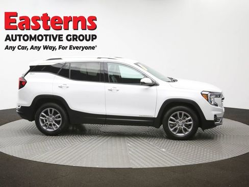 Used 2024 GMC Terrain SLT AWD/4WD image 47