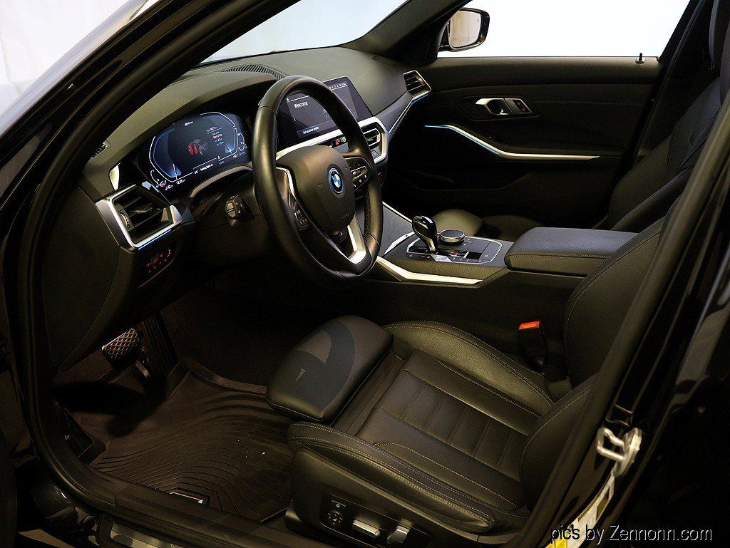 Certified 2022 BMW 330e xDrive w/ Premium Package AWD/4WD image 12
