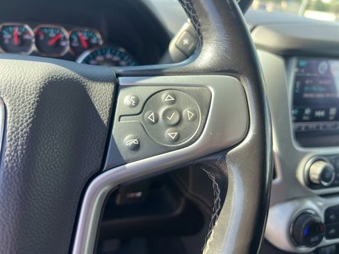 Used 2019 GMC Yukon XL SLE w/ SLE Value Package image 11