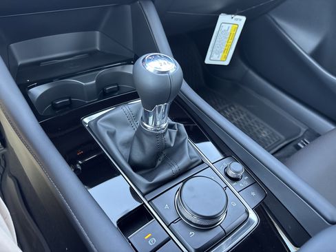 New 2026 MAZDA MAZDA3 2.5 S Hatchback w/ Premium Pkg image 40