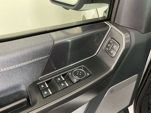 Used 2025 Ford F150 Lariat image 14