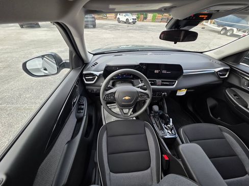 New 2026 Chevrolet TrailBlazer LS w/ LS Convenience Package FWD image 11