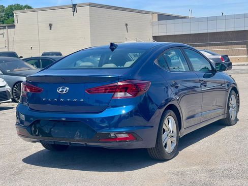 Used 2019 Hyundai Elantra Sedan FWD image 4