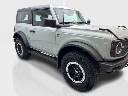 Used 2023 Ford Bronco 2-Door w/ Sasquatch Package AWD/4WD image 12