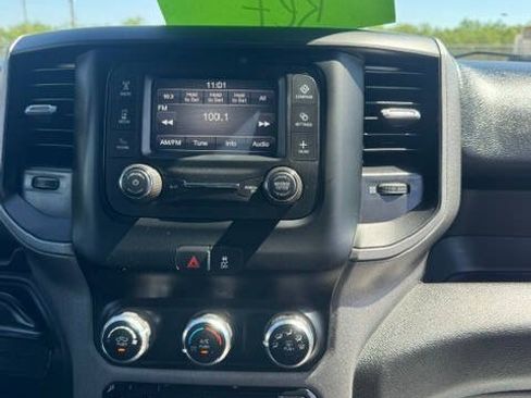 Used 2024 RAM 2500 Tradesman w/ Chrome Appearance Group AWD/4WD image 14