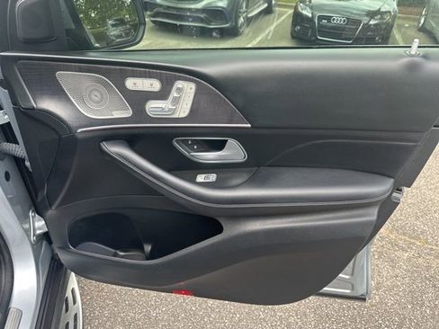 Certified 2022 Mercedes-Benz GLS 450 4MATIC image 19