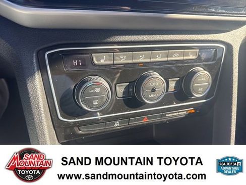 Used 2023 Volkswagen Atlas Cross Sport SE w/ Black Wheel Package image 19