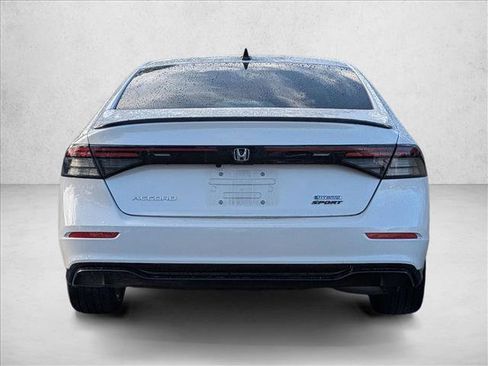 Used 2023 Honda Accord Sport image 6