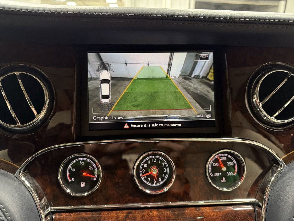 Used 2016 Bentley Mulsanne RWD image 25