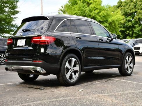 Used 2019 Mercedes-Benz GLC 300 4MATIC image 7