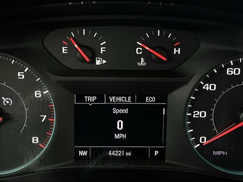 Used 2024 Chevrolet Malibu LT image 10