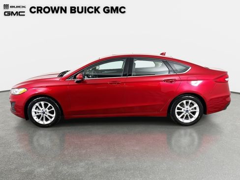 Used 2020 Ford Fusion SE image 9