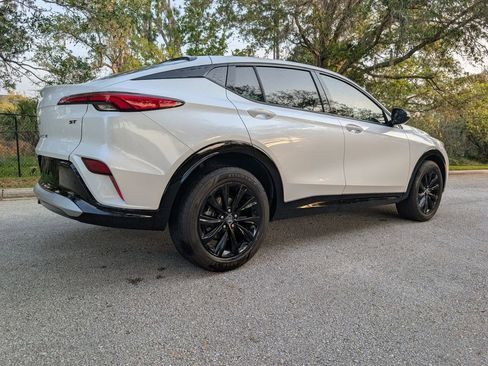 Used 2024 Buick Envista Sport Touring w/ Convenience I Package image 9