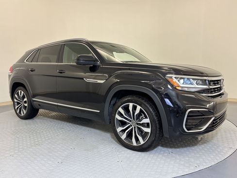 Used 2022 Volkswagen Atlas Cross Sport SEL Premium R-Line image 7