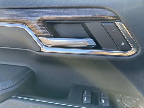 Used 2023 GMC Sierra 1500 Elevation image 23