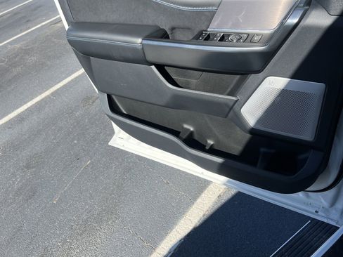 New 2026 Ford F250 Platinum image 19