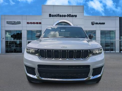 New 2025 Jeep Grand Cherokee L Laredo w/ Trailer Tow Package image 8