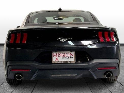 Used 2024 Ford Mustang Coupe image 4
