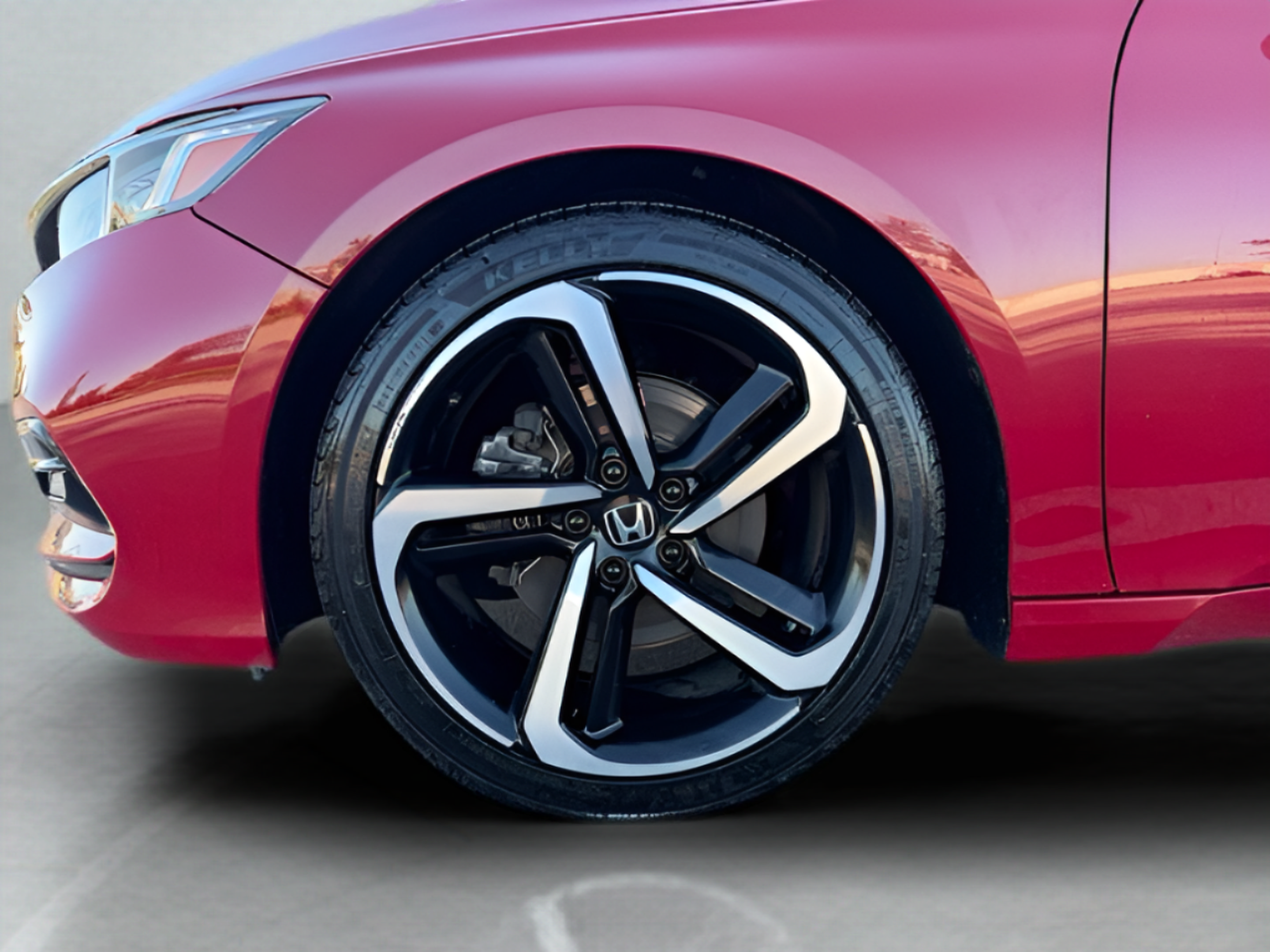 Used 2019 Honda Accord Sport image 32