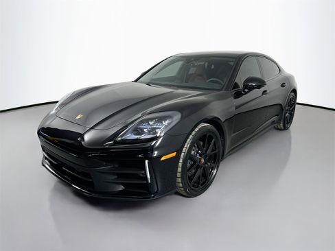 New 2026 Porsche Panamera 4 image 1
