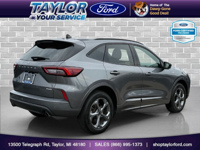 Certified 2024 Ford Escape ST-Line w/ Tech Pack #1 AWD/4WD image 3