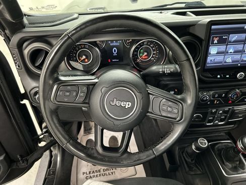 Used 2021 Jeep Gladiator Sport AWD/4WD image 4