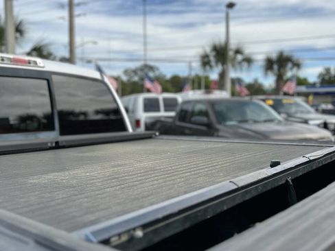 Used 2010 Ford F150 Lariat image 6