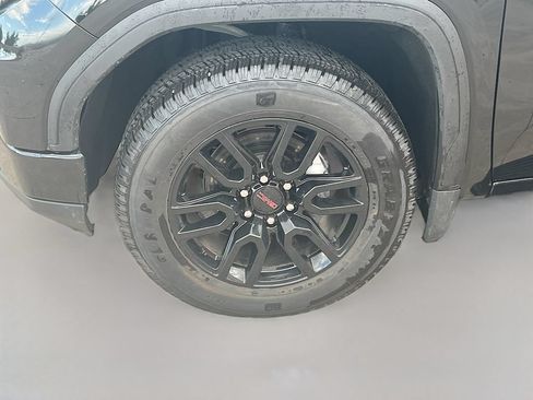 Used 2025 GMC Sierra 1500 Elevation AWD/4WD image 32