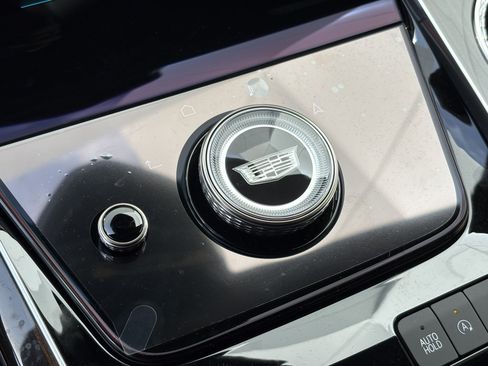 New 2026 Cadillac Escalade Luxury AWD/4WD image 29