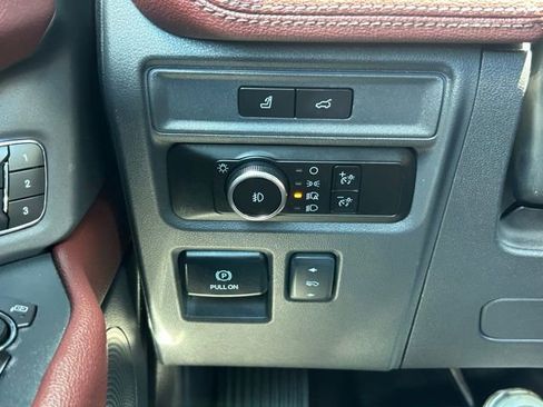 Used 2023 Ford Expedition Max Limited AWD/4WD image 21
