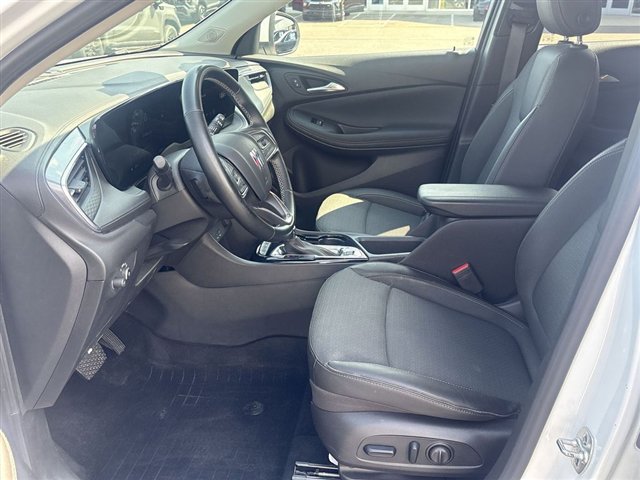 Certified 2024 Buick Encore GX Preferred w/ Comfort Package FWD image 18
