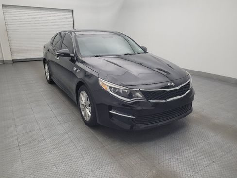 Used 2016 Kia Optima LX w/ Option Group 014 FWD image 13