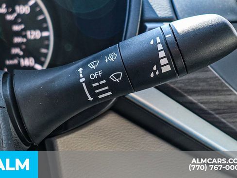 Used 2025 Nissan Altima 2.5 SV image 32