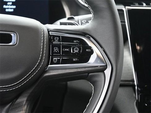 New 2025 Jeep Grand Cherokee Overland w/ Adv Protech Group III image 29