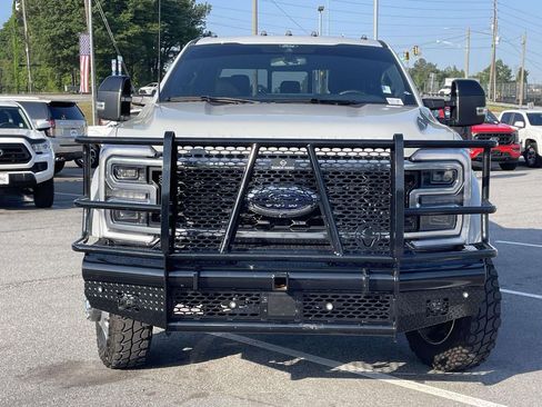 Used 2025 Ford F450 Platinum w/ FX4 Off-Road Package AWD/4WD image 7