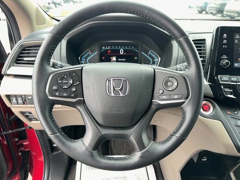 Used 2023 Honda Odyssey EX-L image 12