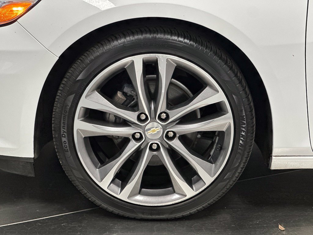 Used 2023 Chevrolet Malibu LT w/ LPO, Floor Liner Package FWD image 22